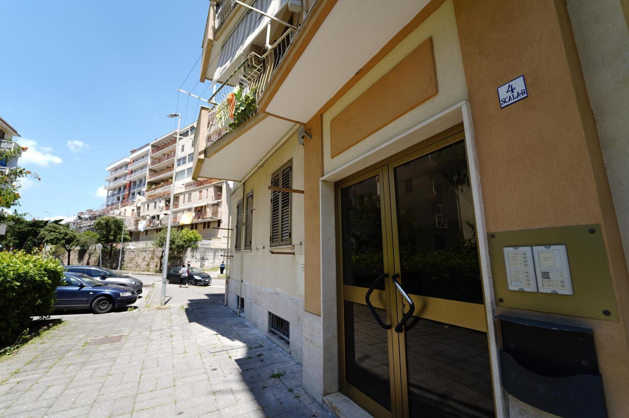 Ritz Salerno Apartment Exterior photo